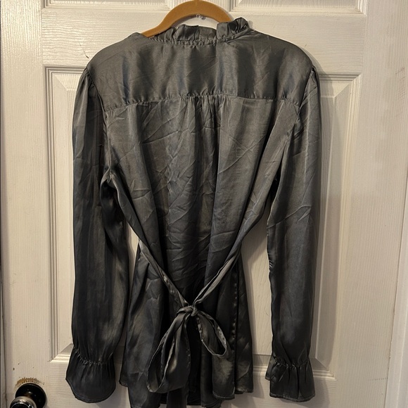 H&M Charcoal Ruffled Blouse - Picture 3 of 3